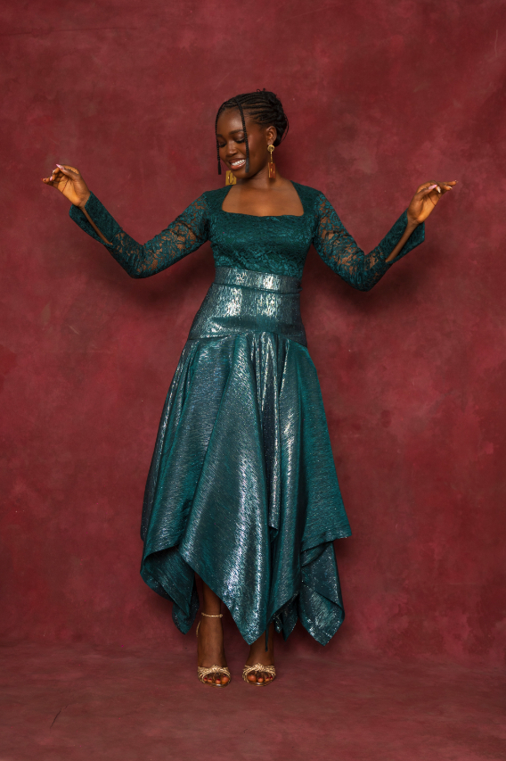 Green lace blouse and handkerchief skirt set for holidays